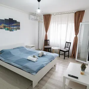 Apartament Garsoniera 2 Mega Mall, Bucureşti