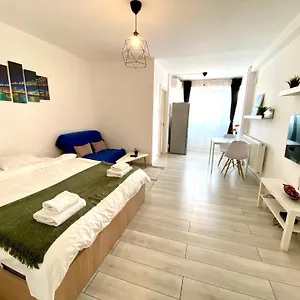 Apartament Garsoniera 1 Mega Mall, Bucureşti
